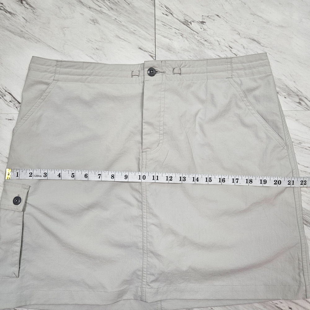 Patagonia Women's Size 10 Inter-Continental Hideaway Skirt Skort Active Cargo - Picture 5 of 16